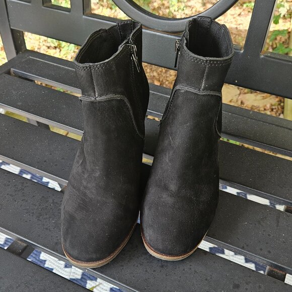 Lucky Brand Black Suede Wedge Booties SZ 6.5 - Picture 5 of 8